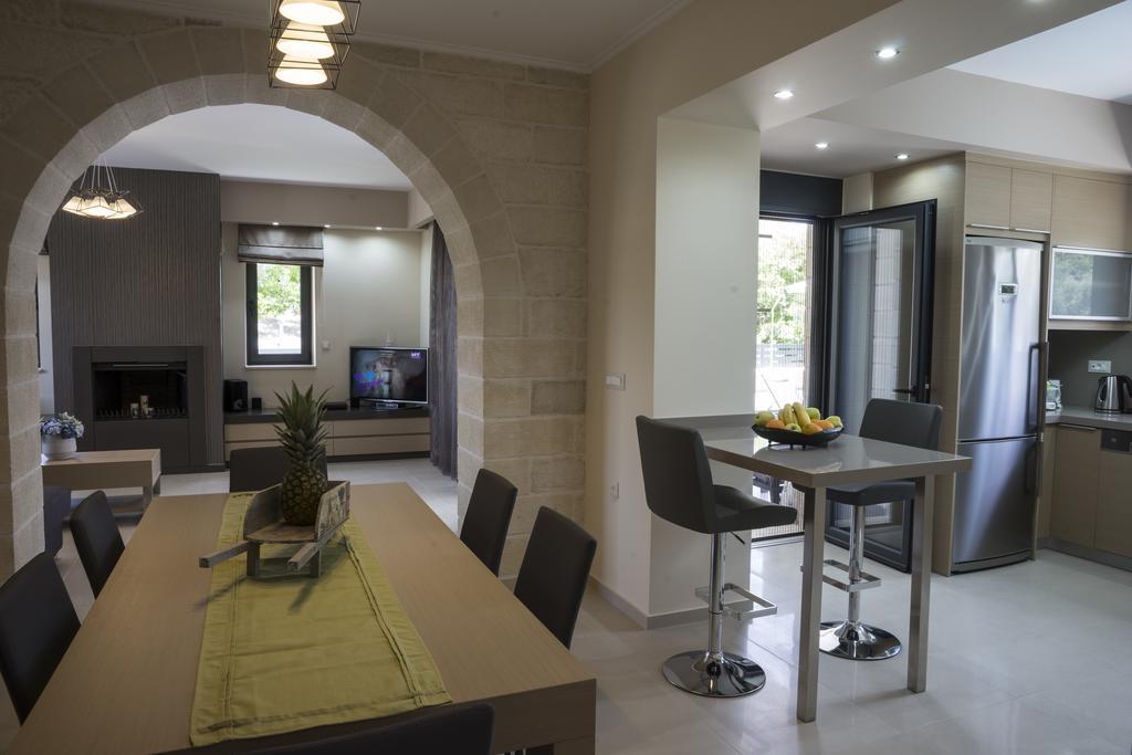 Villa-Azalea Almyrida  Room photo